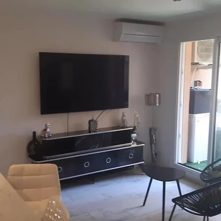 Charmant Studio A Sainte-Maxime, 30 M²