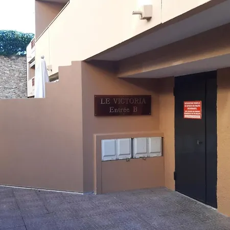 A Sainte-maxime, 30 M² Сент-Максім